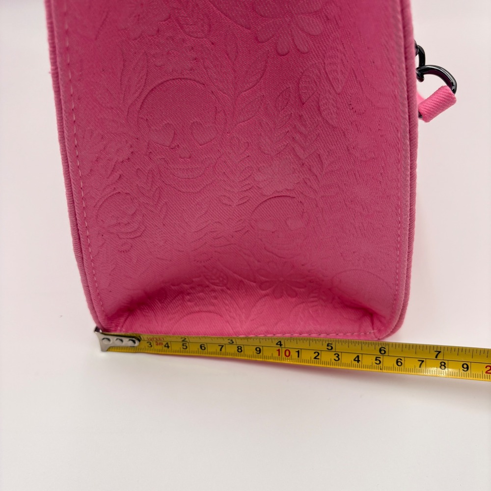 Betsey Johnson Pink Embossed Skull Tote Bag with Detachable Pouch New - Picture 9 of 14